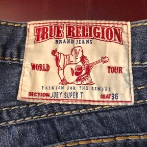 True Religion 36” x 32” Men’s Jeans
